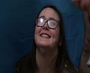 Amateur gets face and glasses cum covered from alicevideo
