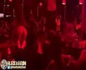 Show lesbian en Mc table dance from sex mc