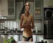 Antonella Balague cocinando desnuda - A Fuego Maximo - Receta 3 Guacamole from antonella mosetti nuda porno