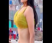 Hot Girl Cleavage Showing from heera hot cleavage