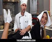 Instructional video - How To Stuff A Turkey's Asshole! In this episode of Dinner Table chef Nicky Rebel stuffs Khloe Kapri's asshole! from hd sex xxxx turkey