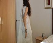 Indian Girl Jasmine Mathur In White Indian Sari from sari 2gp