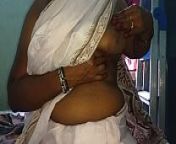 south indian desi Mallu sexy vanitha without blouse show big boobs and shaved pussy from mallu saree blouse paticoat underware removeing