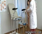 Old gynecologist does pussy exam from doctor and girl
