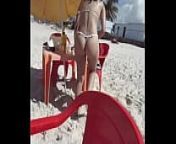 Fiestacasaldf: Esposa de micro bikini comprando picol&eacute; from micro bikini change