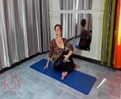 Regina Noir. A woman in a leopard bodysuit and latex leggings is doing yoga in the gym. Yoga in sexy leotards. 1 from 瑜伽裤美女穿搭⅕⅘☞tg@ehseo6☚⅕⅘•8m3u