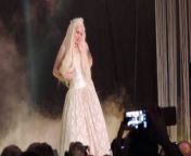 Princess Lola Taylor Live On Stage Stripping in Public as 'Game of Thrones' Sexy Queen Daenerys from lola bossona mulai nude