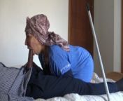 This Muslim woman is SHOCKED !!! I take out my big black cock for my turkish maid. from arabesex