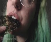 ASMR eating seaweed snacks from zee tv actress kumkum nude xxxre