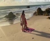 Débora Fantine transando na Praia de Nudismo em Tambaba - Brasil from tambaba