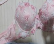 Ejaculate towards the pink bra, but much of the semen flew farther lol from ww comxxx lasbiyan k