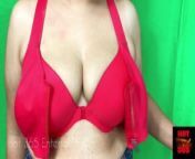 Real Housewife Stripteases on Cam show from hot aunty cleavage show