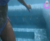 RIGTIG PIGE i SPA giver skøre undervandshåndjob til en liderlig UDENLANDSKE from www xxx w girl boys sexy vedeo download com