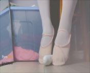 Extra 02: Do you want to be rubbed against the glans by white silk and dance shoes? from 中国舞蹈